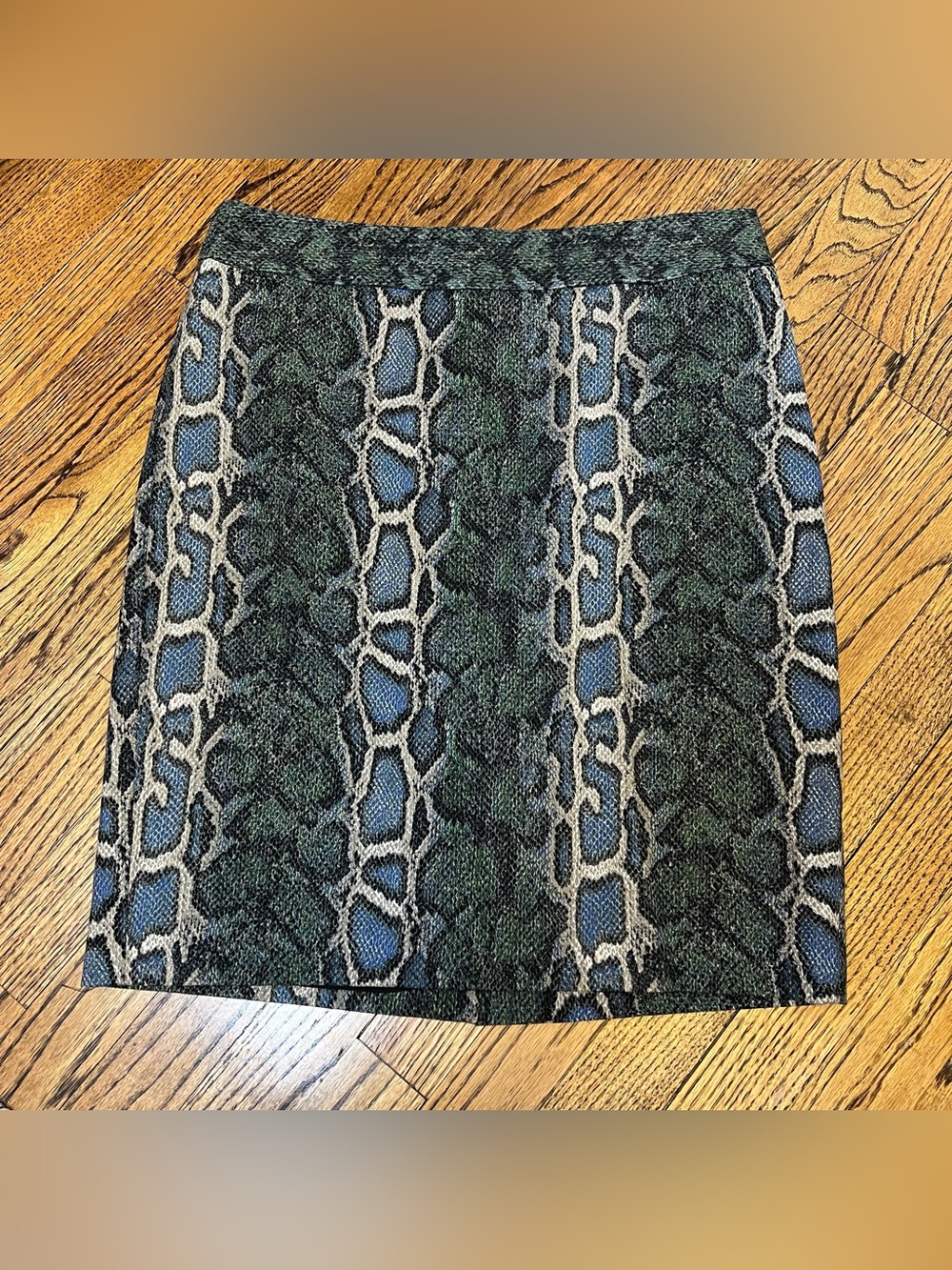 Loft Blue Snakeskin Print Pencil Skirt Size 6 Work Career Office Siren Preppy